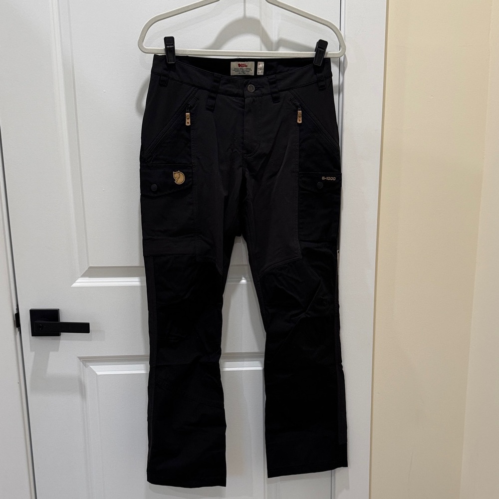 Fjallraven G1000 Nikka hiking cargo pants black
